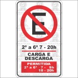 Proibido estacionar - reservado para carga e descarga